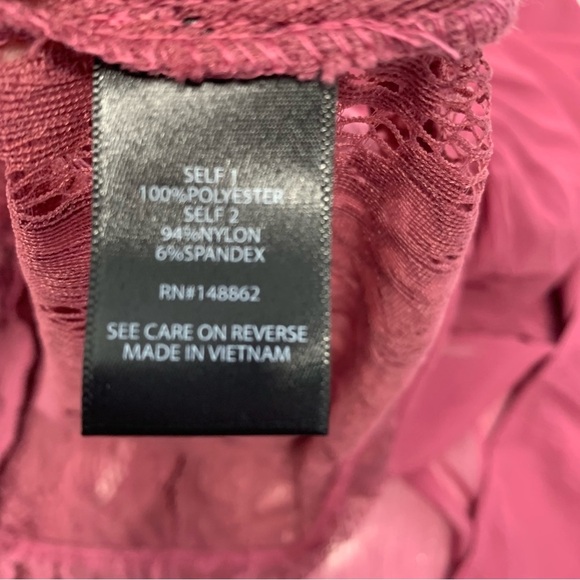 Torrid Blouse Top 2X Pink Tiered  Floral Embroidery Long Sheer Sleeve Fairy Boho - Picture 7 of 10